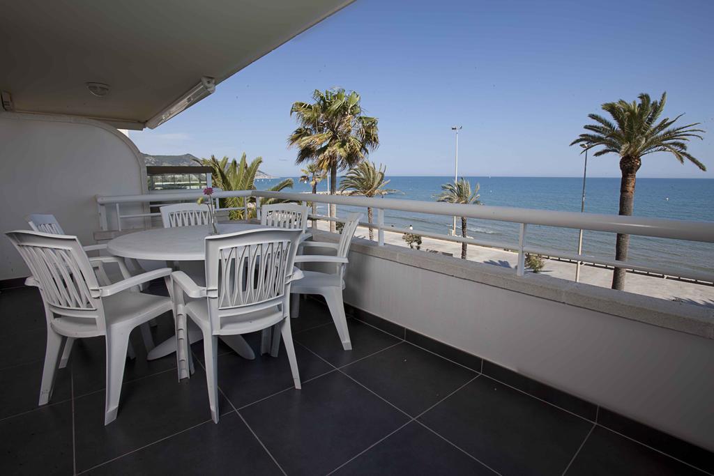 Apartamentos Sunway Talaia Sitges Quarto foto